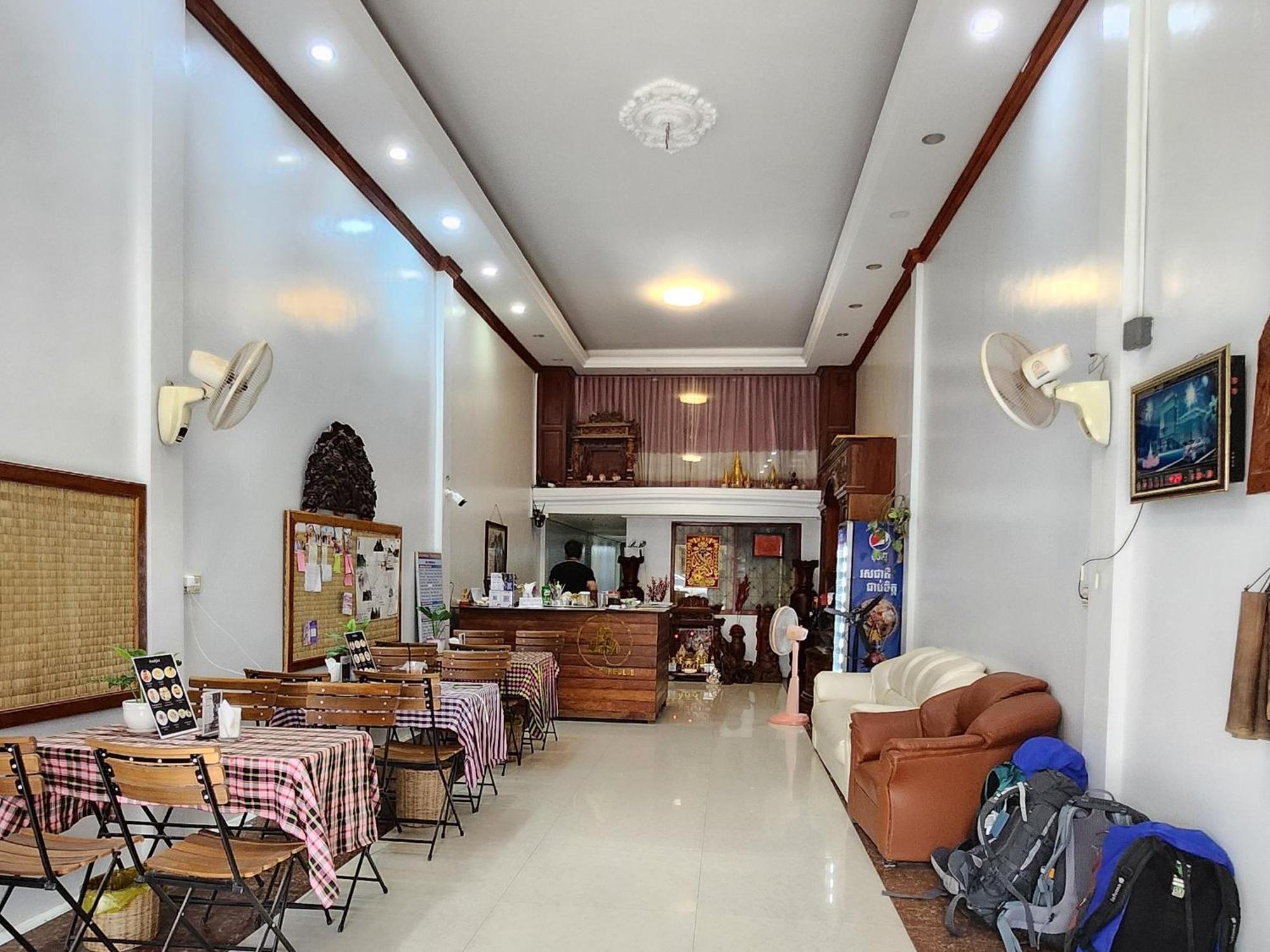 The Blue Guest House Battambang Kültér fotó