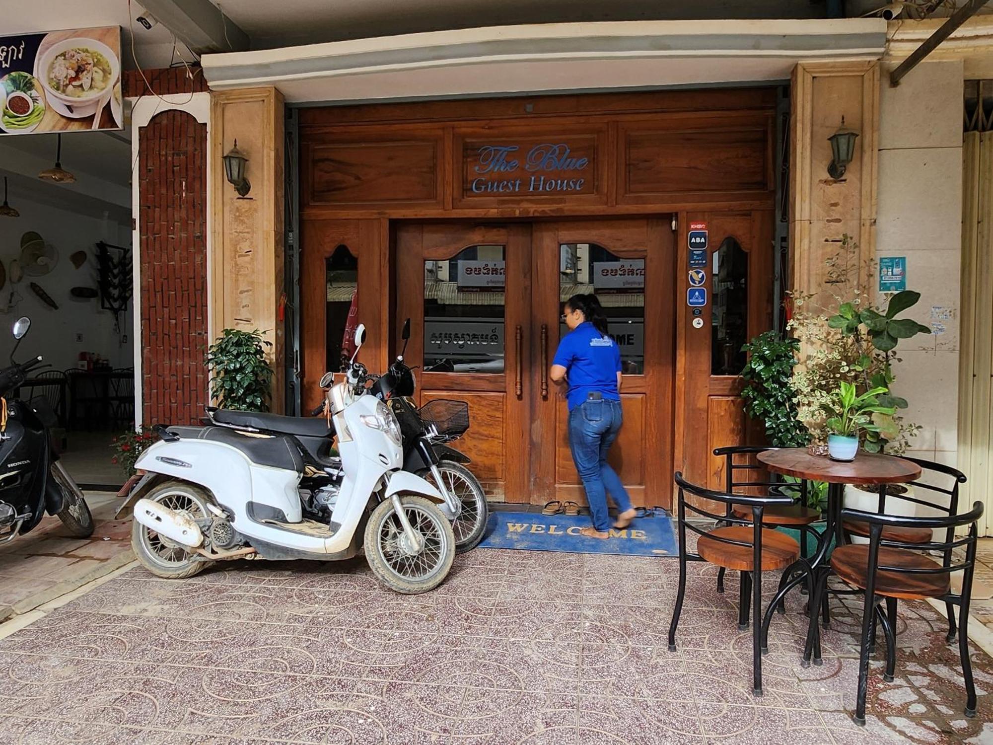 The Blue Guest House Battambang Kültér fotó