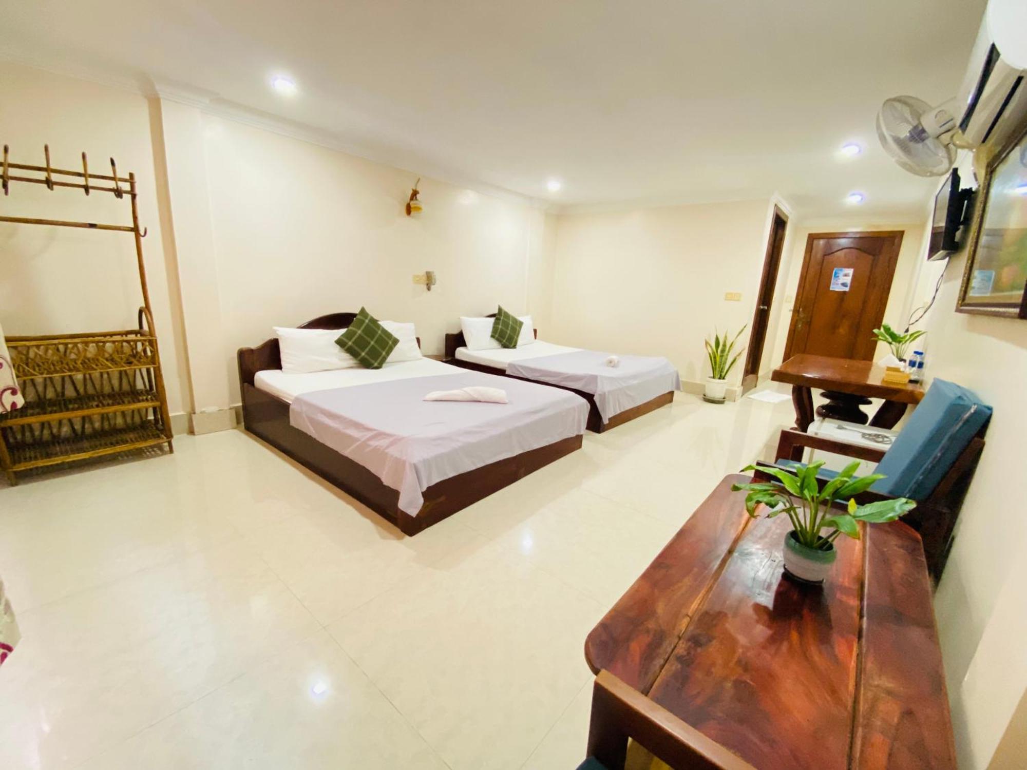 The Blue Guest House Battambang Kültér fotó